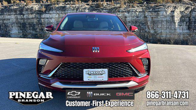 new 2025 Buick Envista car, priced at $30,285
