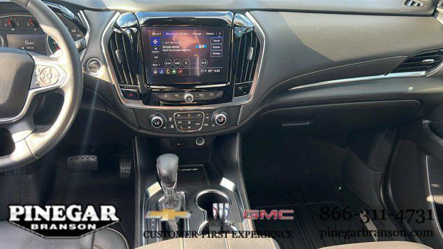 used 2025 Chevrolet Traverse car, priced at $37,977
