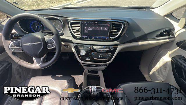 used 2023 Chrysler Pacifica car, priced at $25,800