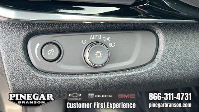 new 2025 Buick Envista car, priced at $27,830