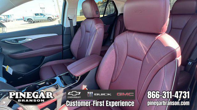 new 2025 Buick Envision car, priced at $39,044