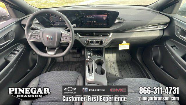 new 2025 Buick Envista car, priced at $27,025
