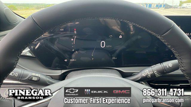 new 2025 Buick Envista car, priced at $27,025