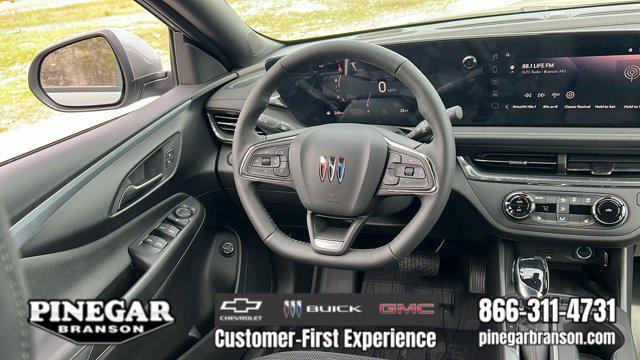 new 2025 Buick Envista car, priced at $27,025