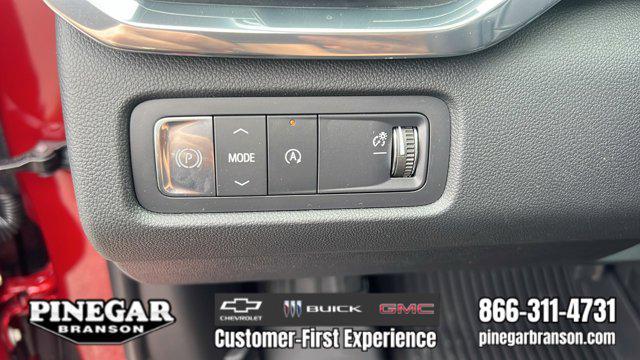 new 2025 GMC Acadia car, priced at $46,317