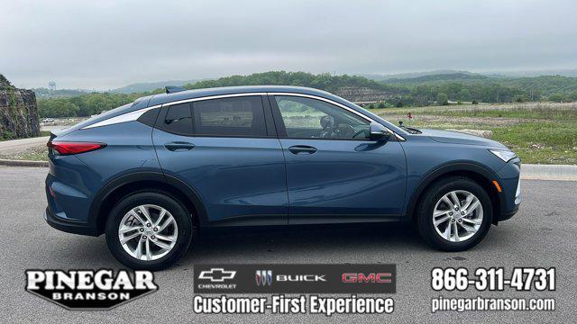 new 2025 Buick Envista car, priced at $24,840