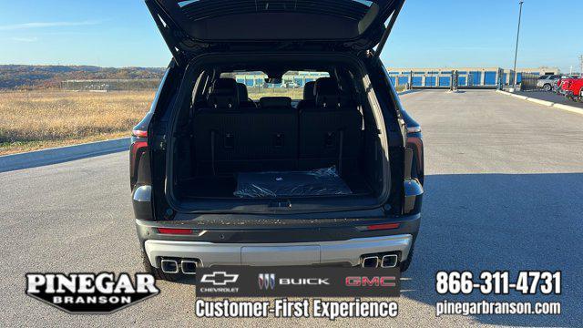 new 2026 Chevrolet Traverse car, priced at $54,717