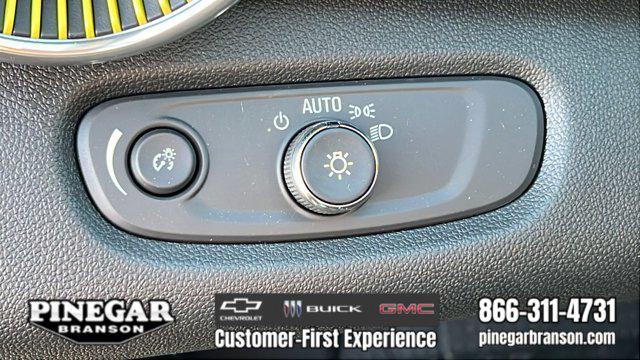 new 2026 Chevrolet Trax car, priced at $27,925