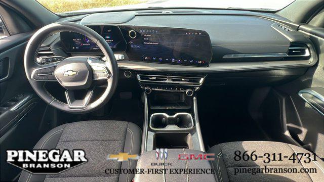 used 2025 Chevrolet Traverse car, priced at $36,977