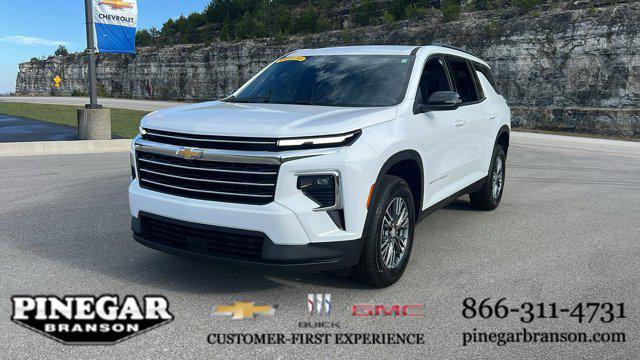 used 2025 Chevrolet Traverse car, priced at $36,977