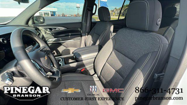 used 2025 Chevrolet Traverse car, priced at $36,977