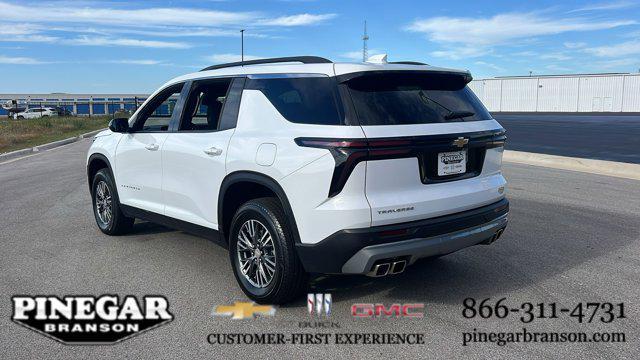 used 2025 Chevrolet Traverse car, priced at $36,977