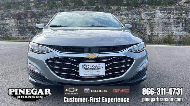 new 2025 Chevrolet Malibu car, priced at $32,570