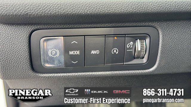 new 2026 Chevrolet Traverse car, priced at $58,770