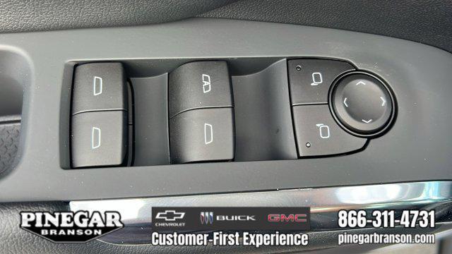 new 2026 Chevrolet Traverse car, priced at $58,770