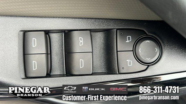 new 2026 Chevrolet Equinox car, priced at $33,169