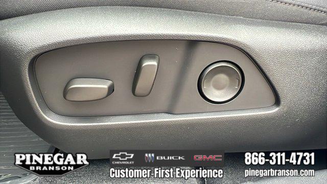 new 2026 Chevrolet Equinox car, priced at $33,169