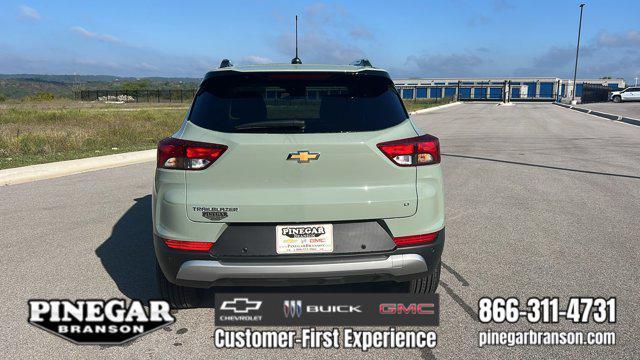new 2026 Chevrolet TrailBlazer car, priced at $27,735
