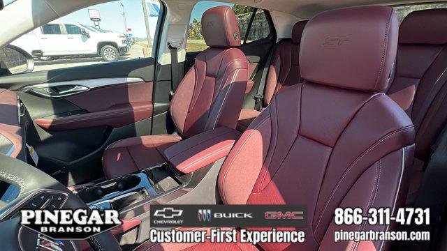 new 2025 Buick Envision car, priced at $41,034