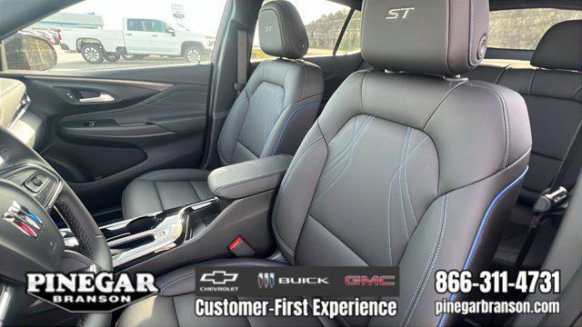 new 2025 Buick Envista car, priced at $26,340