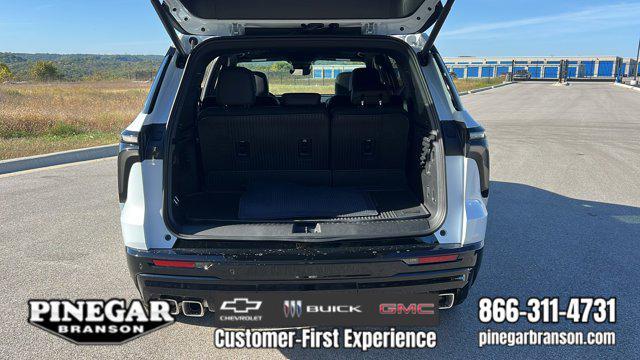 new 2026 Chevrolet Traverse car, priced at $61,256