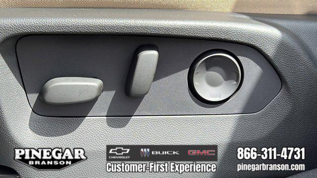 new 2025 Buick Envision car, priced at $37,039