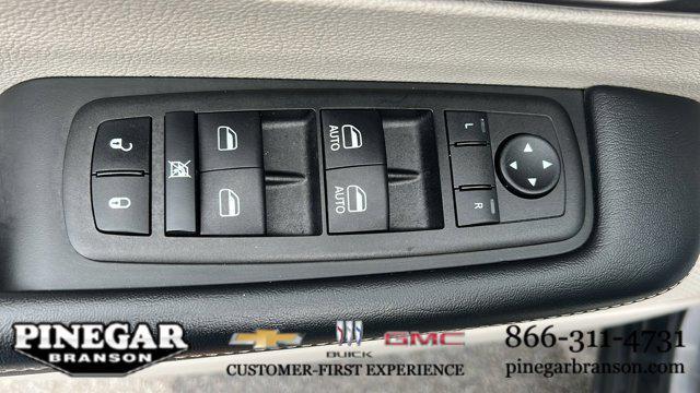 used 2023 Chrysler Pacifica car, priced at $25,977