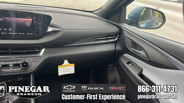 new 2025 Buick Envista car, priced at $24,840