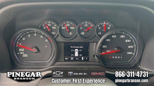 new 2025 GMC Sierra 1500 car, priced at $41,365