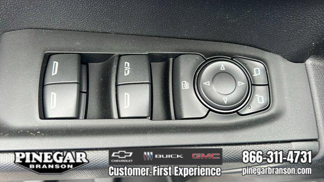 new 2025 GMC Sierra 1500 car, priced at $41,365