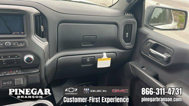 new 2025 GMC Sierra 1500 car, priced at $41,365
