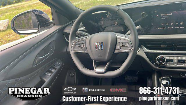 new 2025 Buick Envista car, priced at $28,029