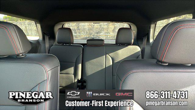 new 2026 Chevrolet Traverse car, priced at $53,098