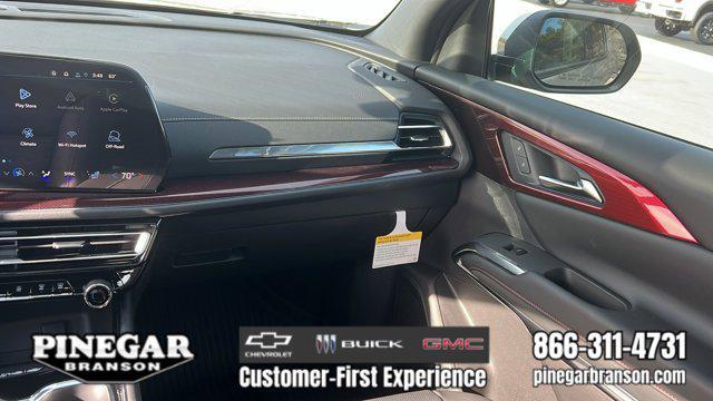 new 2026 Chevrolet Traverse car, priced at $53,098