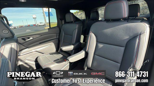 new 2026 Chevrolet Traverse car, priced at $53,098