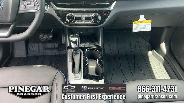 new 2025 Buick Envista car, priced at $28,130