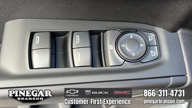 new 2025 Chevrolet Silverado 1500 car, priced at $43,914