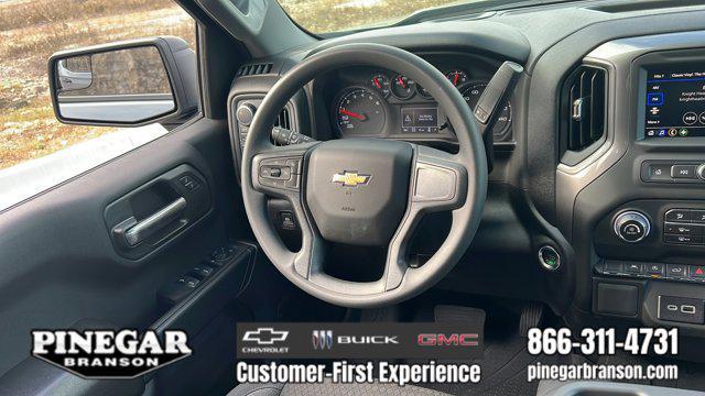 new 2025 Chevrolet Silverado 1500 car, priced at $43,914