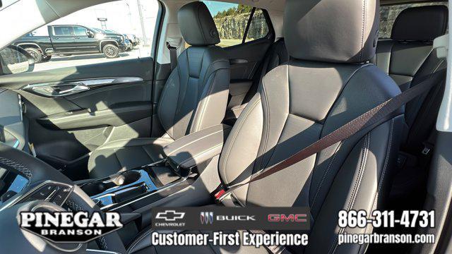 new 2025 Buick Envision car, priced at $37,039