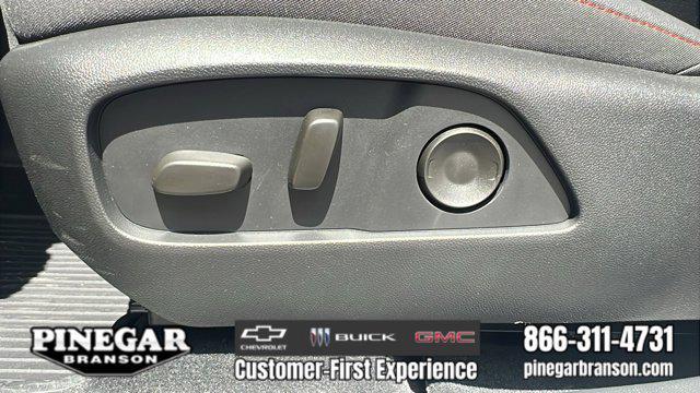 new 2026 Chevrolet Equinox car, priced at $35,640