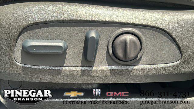 used 2024 Chevrolet TrailBlazer car, priced at $29,977