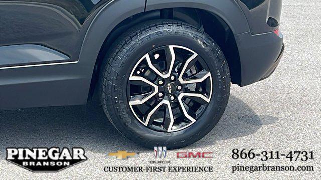 used 2024 Chevrolet TrailBlazer car, priced at $29,977