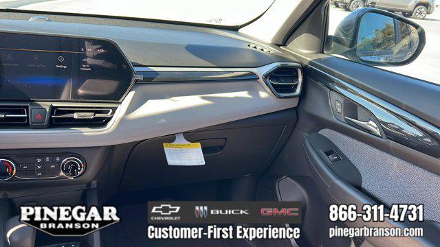 new 2025 Chevrolet TrailBlazer car, priced at $25,105
