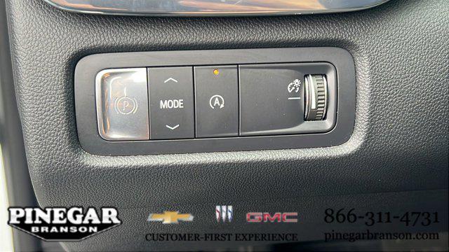 used 2025 GMC Acadia car, priced at $38,977