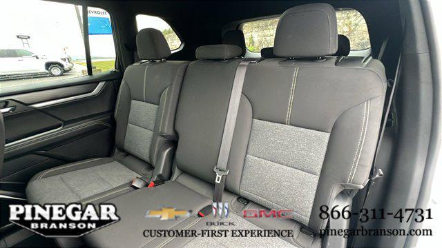 used 2025 GMC Acadia car, priced at $38,977