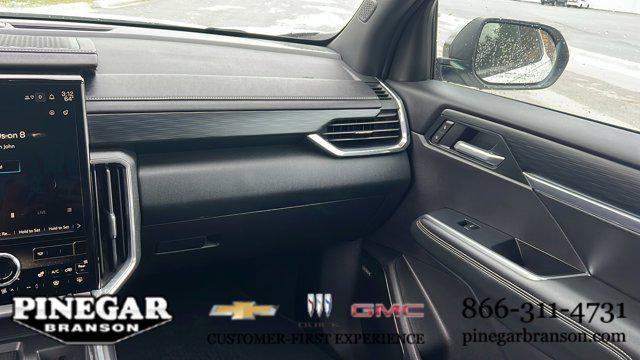 used 2025 GMC Acadia car, priced at $38,977