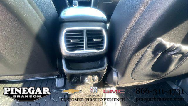 used 2020 Hyundai Santa Fe car, priced at $19,977