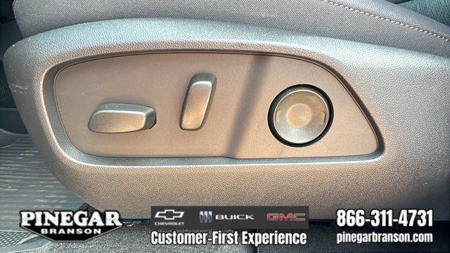 new 2026 Chevrolet Equinox car, priced at $33,385