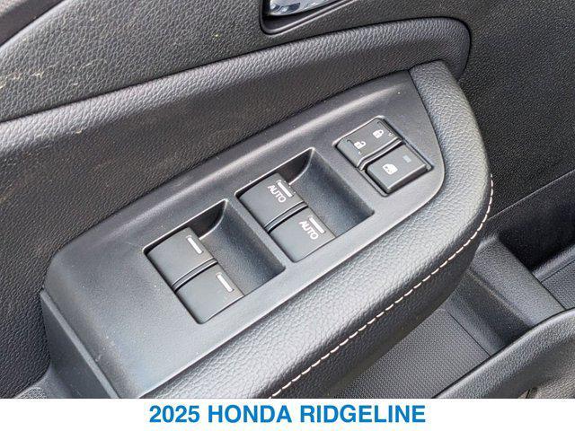 new 2025 Honda Ridgeline car, priced at $47,330