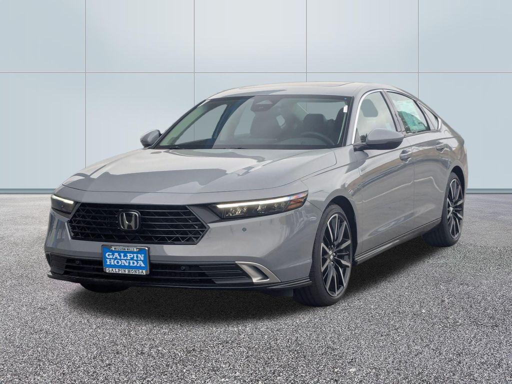 new 2025 Honda Accord Hybrid car, priced at $40,905